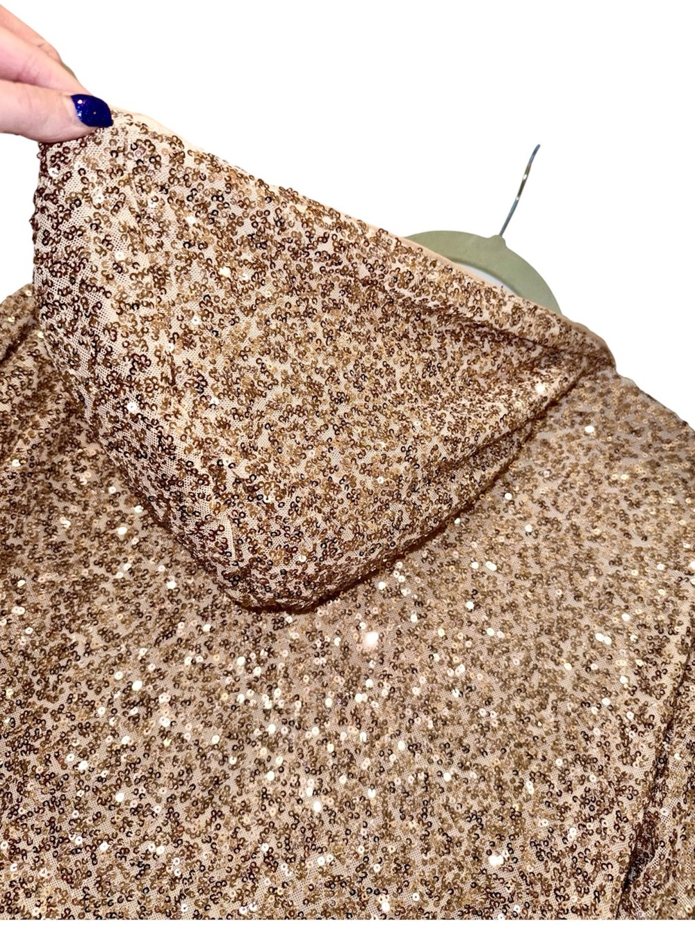 Blumin Apparel, Gold Sequin Bomber Jacket With Hood! SMALL. BRAND NEW W/ TAGS!🏷️ - Picture 6 of 9